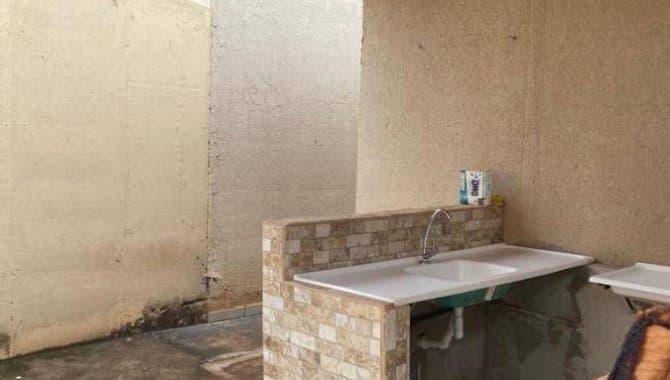 Foto 31 de 37: Casa em leilão em Itumbiara - GO, bairro Jardim Europa — Casa em Condomínio 68 m² (01 vaga) - Jardim Europa - Itumbiara - GO