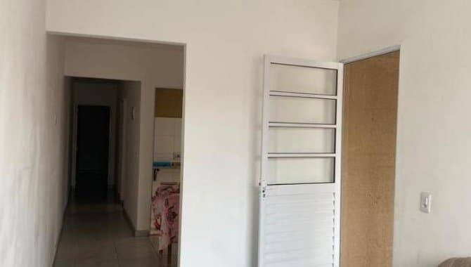 Foto 8 de 37: Casa em leilão em Itumbiara - GO, bairro Jardim Europa — Casa em Condomínio 68 m² (01 vaga) - Jardim Europa - Itumbiara - GO