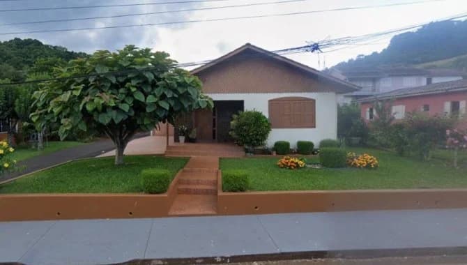 Casa em leilão em Mariano Moro - RS, bairro Centro — Casa 82 m² - Centro - Mariano Moro - RS
