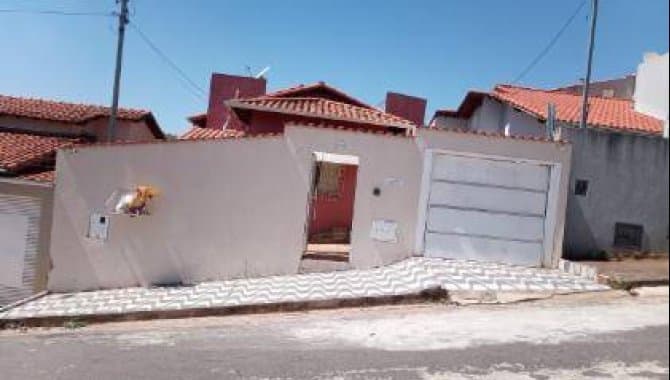 Foto 1 de 5: Casa em leilão em Três Corações - MG, bairro Jardim Eldorado — Casa 68 m² - Jardim Eldorado - Três Corações - MG