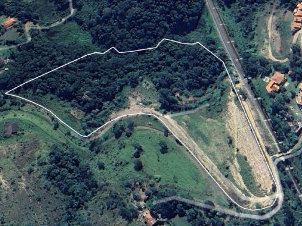 Area Rural em leilão em Mairinque - SP, bairro Moreiras — Imóvel Rural 4 ha (Camping Catarina Home Club I) - Moreiras - Mairinque - SP