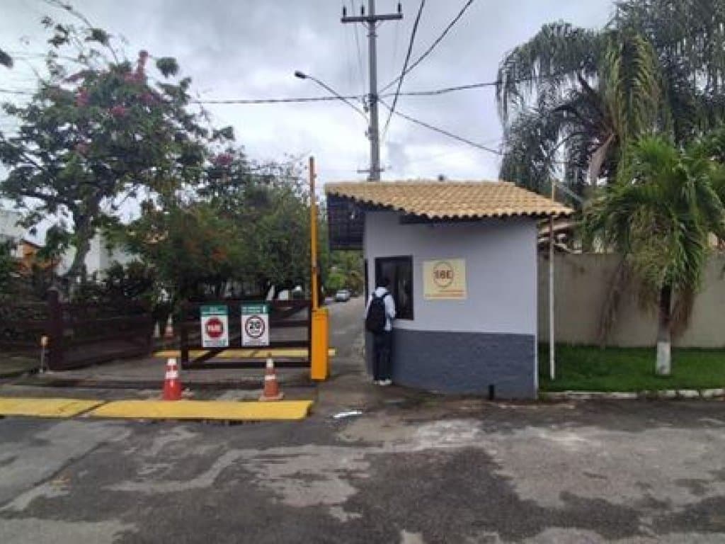Foto 4 de 4: Casa em leilão em Niterói - RJ, bairro Itaipu — Casa em Condomínio com Área de 1.578 m² - Itaipu - Niterói - RJ