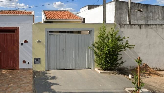 Foto 1 de 22: Casa em leilão em Araçatuba - SP, bairro Alvorada — Nua Propriedade de Casa 69 m² - Alvorada - Araçatuba - SP