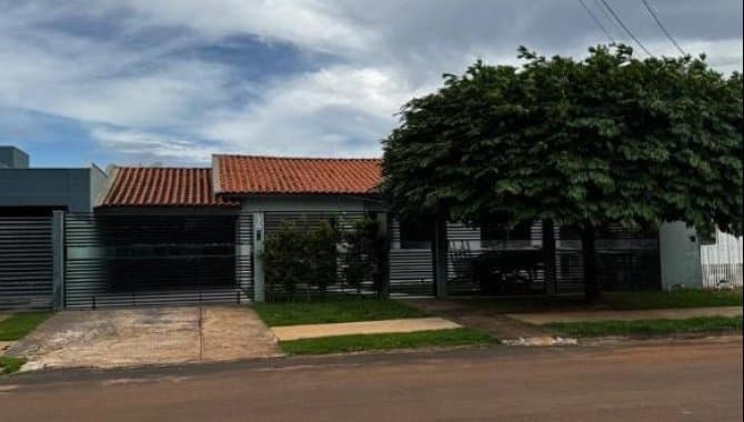 Foto 1 de 2: Casa em leilão em Sapezal - MT, bairro Água Clara Iii — Casa 97 m² - Sapezal-MT - Rua das Violetas, 179-NW - Águas Claras III