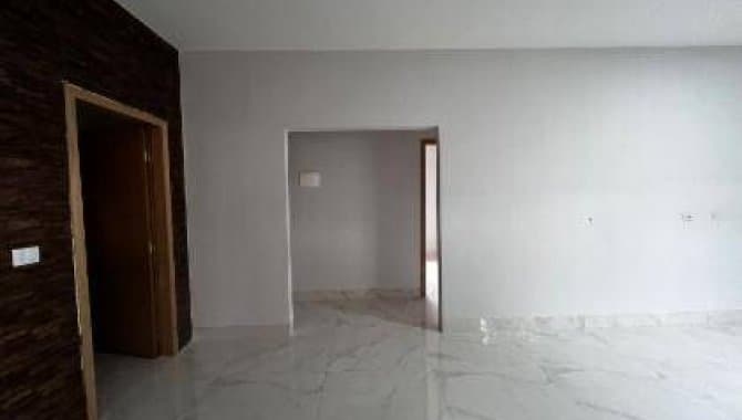 Foto 11 de 21: Casa em leilão em Inhumas - GO, bairro Jardim Raio de Sol — Casa 238 m² - Jardim Raio de Sol - Inhumas - GO