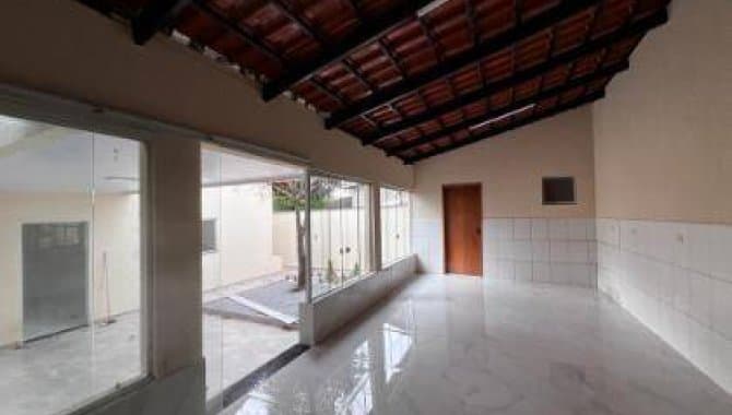 Foto 18 de 21: Casa em leilão em Inhumas - GO, bairro Jardim Raio de Sol — Casa 238 m² - Jardim Raio de Sol - Inhumas - GO