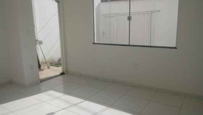 Foto 24 de 27: Casa em leilão em Feira De Santana - BA, bairro Jardim Cruzeiro — Casa 68 m² - Jardim Cruzeiro - Feira de Santana - BA