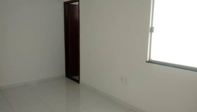 Foto 4 de 27: Casa em leilão em Feira De Santana - BA, bairro Jardim Cruzeiro — Casa 68 m² - Jardim Cruzeiro - Feira de Santana - BA
