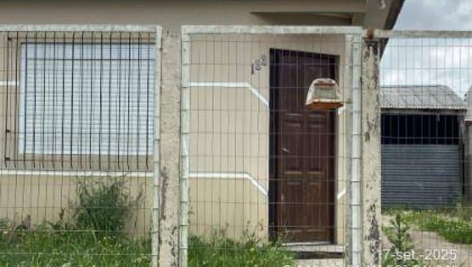 Foto 3 de 6: Casa em leilão em Pelotas - RS, bairro Santa Terezinha — Casa 94 m² - Santa Terezinha - Pelotas - RS