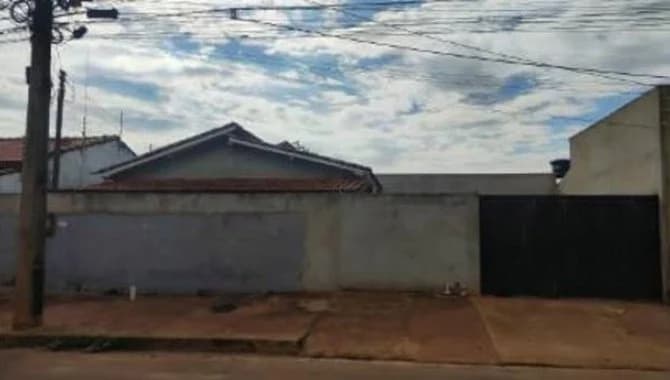 Foto 3 de 3: Casa em leilão em Pontes E Lacerda - MT, bairro Jardim Alvorada — Casa 133 m² - Jardim Alvorada - Pontes e Lacerda - MT