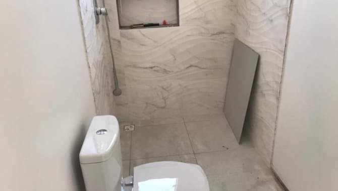 Foto 6 de 14: Casa em leilão em Gaspar - SC, bairro Gaspar Mirim — Casa em Condomínio 165 m² (01 vaga) - Gaspar Mirim - Gaspar - SC