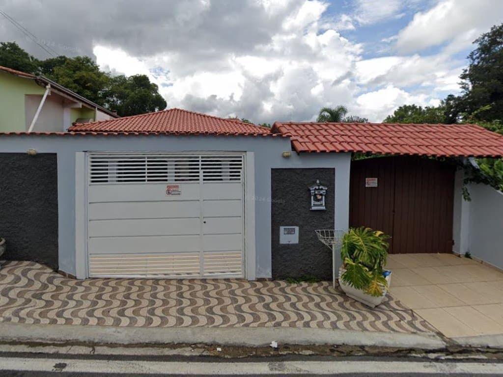 Foto 2 de 6: Casa em leilão em Mairinque - SP, bairro Jardim Granada — Casa 216 m² (área construída) - Jardim Granada - Mairinque - SP