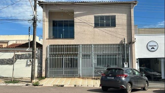 Foto 1 de 2: Casa em leilão em Barra Do Garças - MT, bairro Cidade Velha — Casa 338 m² - Barra do Garça-MT - Rua José Valeriano Costa, 52 - Cidade Velha