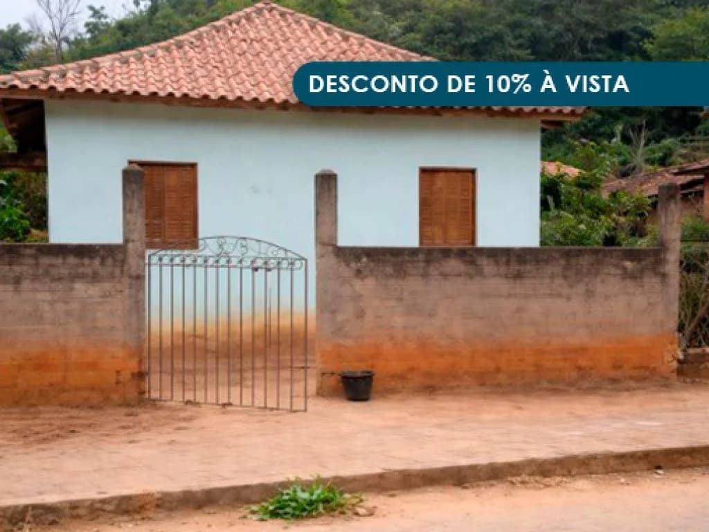 Foto 2 de 3: Casa em leilão em Mutum - MG, bairro Legítimo — Casa em Terreno de 300 m² - Legítimo - Mutum - MG