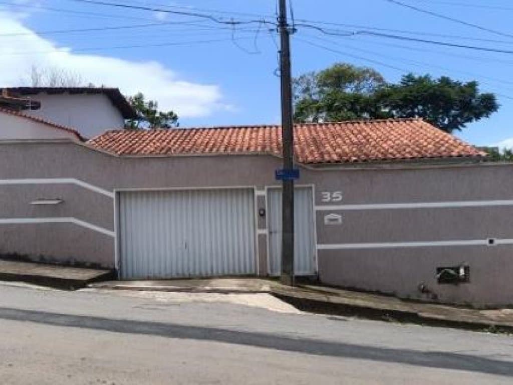 Foto 3 de 3: Casa em leilão em Varginha - MG, bairro Vila Andere Ii — Casa 198 m² - Vila Andere II - Varginha - MG