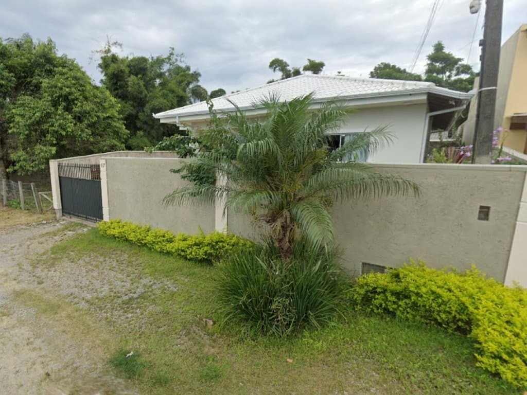 Foto 3 de 5: Casa em leilão em Palhoça - SC, bairro Praia de Fora — Casa 245 m² - Praia de Fora - Palhoça- RS
