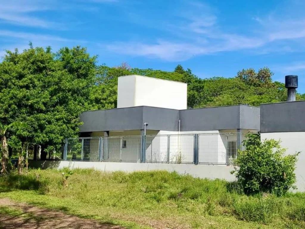 Foto 55 de 81: Casa em leilão em Uruguaiana - RS, bairro São Marcos — Casa 215 m²  em Terreno de 1.180 m² - São Marcos - Uruguaiana - RS