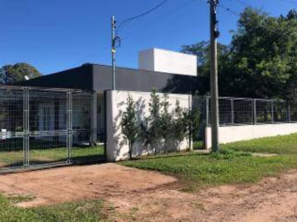 Foto 30 de 81: Casa em leilão em Uruguaiana - RS, bairro São Marcos — Casa 215 m²  em Terreno de 1.180 m² - São Marcos - Uruguaiana - RS