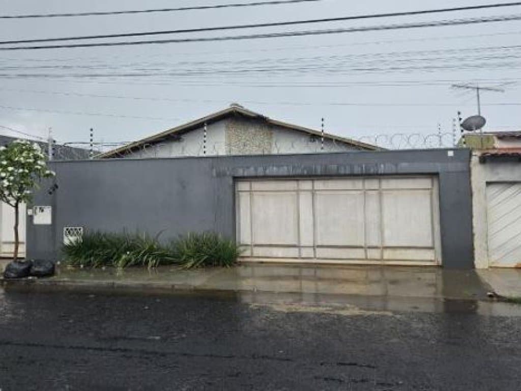 Casa em leilão em Uberaba - MG, bairro Jardim Elza Amuí Ii — Casa 96 m² - Uberaba-MG - Rua Oditi Antunes de Abreu, 213 - Jardim Elza Amuí II