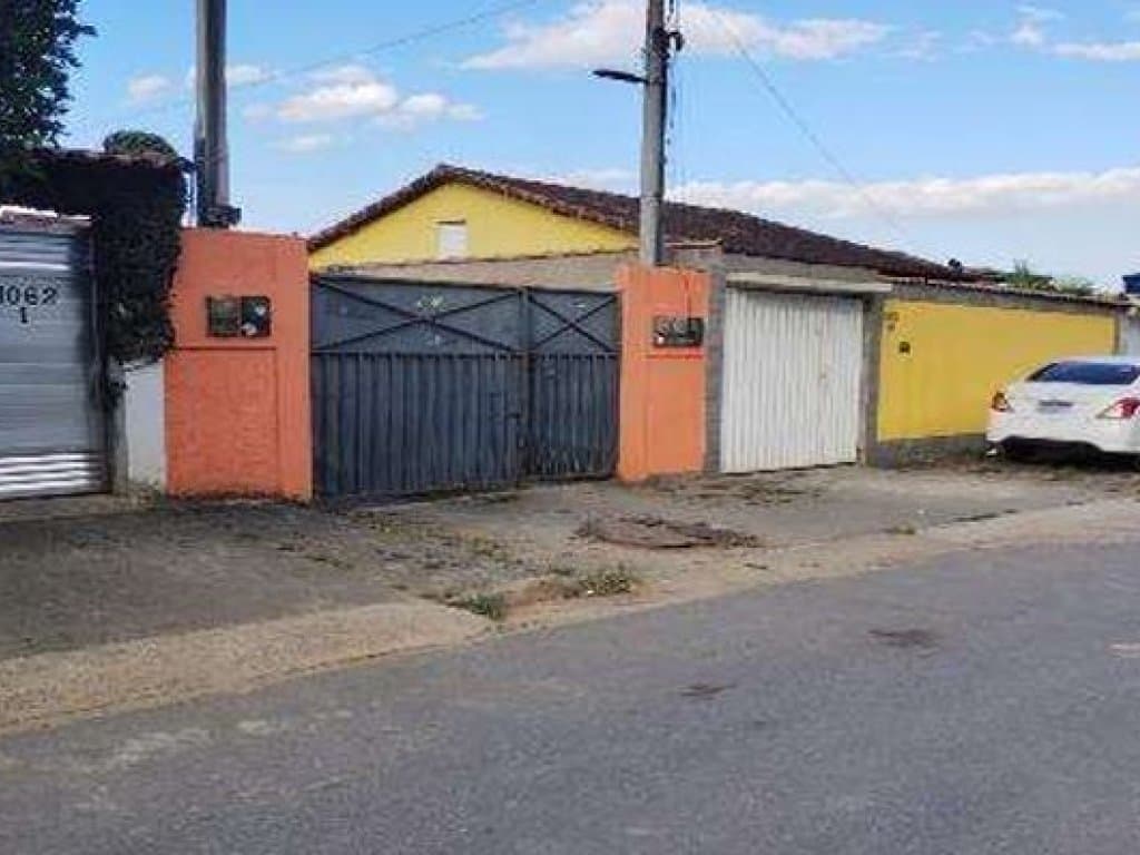 Foto 2 de 3: Casa em leilão em Queimados - RJ, bairro Vila Central — Casa 53 m² - Vila Central - Queimados - RJ
