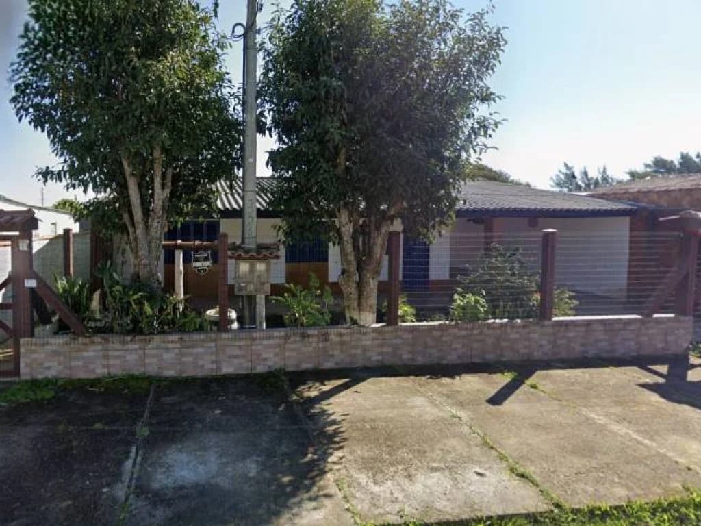 Foto 3 de 3: Casa em leilão em Balneário Pinhal - RS, bairro Praia do Pinhal — Casa, Padrão, 1 Vaga(S) de Garagem
