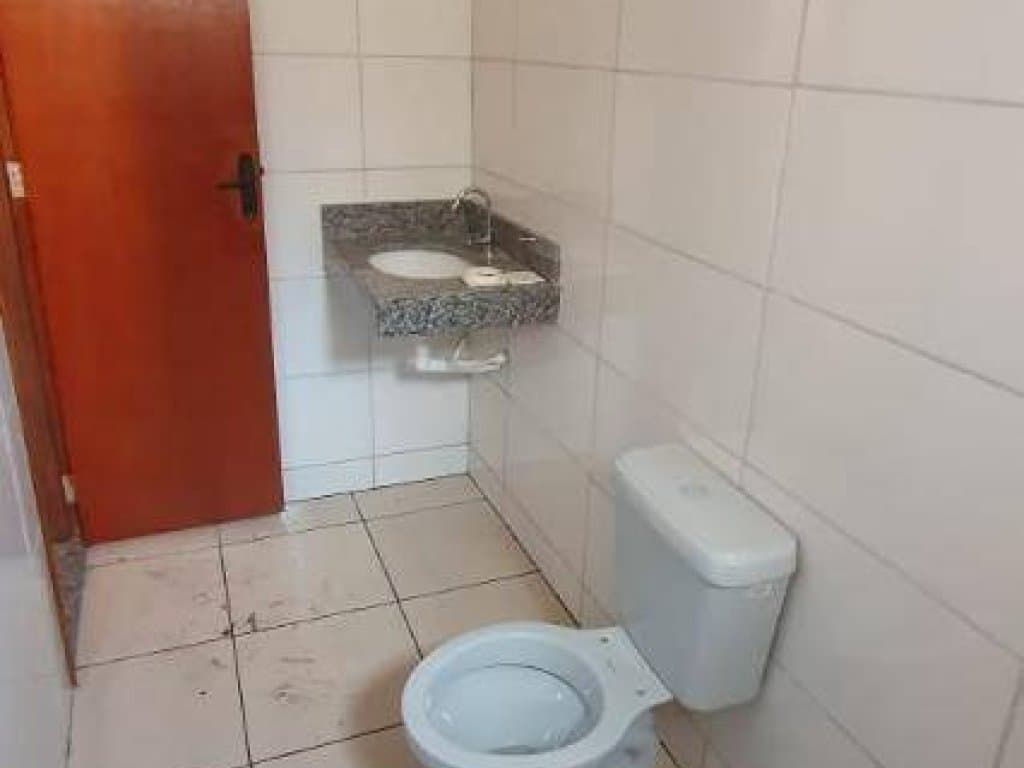 Foto 13 de 23: Casa em leilão em Santa Helena De Goiás - GO — Casa, em Condomínio, 1 Vaga(S) de Garagem