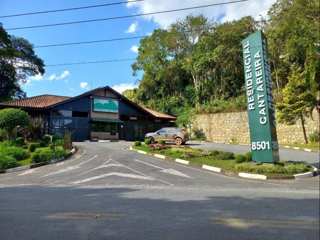 Foto 3 de 3: Casa em leilão em Mairiporã - SP, bairro Roseira — Casa, em Condomínio, 0 Vaga(S) de Garagem