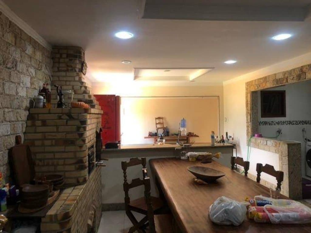 Foto 24 de 43: Casa em leilão em Magé - RJ, bairro Vila Inhomirim — Casa, Padrão, 3 Vaga(S) de Garagem