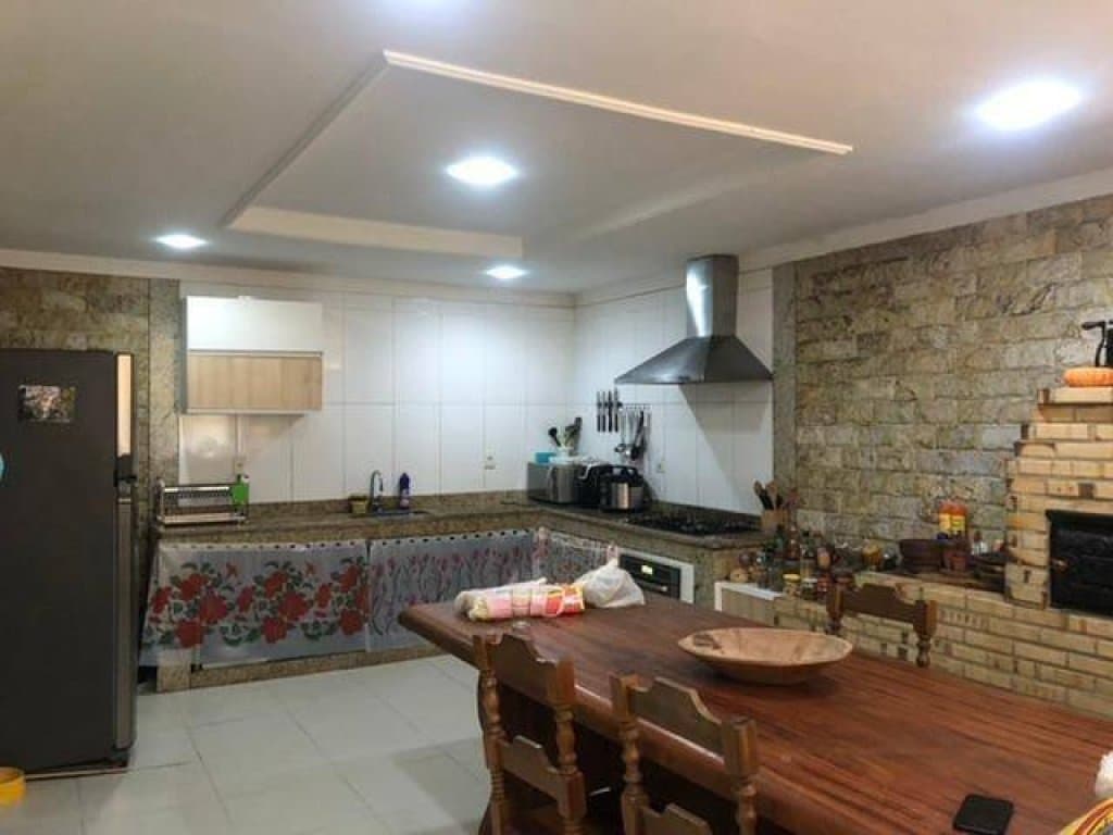 Foto 23 de 43: Casa em leilão em Magé - RJ, bairro Vila Inhomirim — Casa, Padrão, 3 Vaga(S) de Garagem