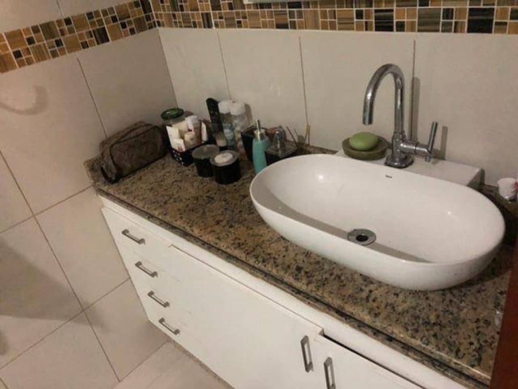 Foto 32 de 43: Casa em leilão em Magé - RJ, bairro Vila Inhomirim — Casa, Padrão, 3 Vaga(S) de Garagem