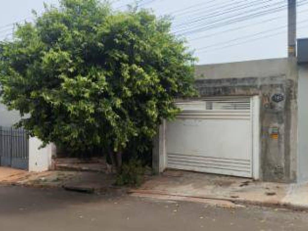 Foto 1 de 14: Casa em leilão em Birigui - SP — Casa, Padrão, 1 Vaga(S) de Garagem
