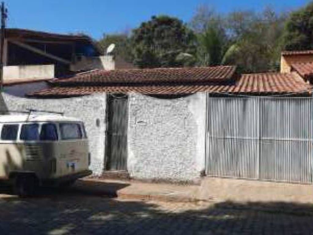 Foto 3 de 15: Casa em leilão em Leopoldina - MG, bairro Vale do Sol — Casa, Padrão, 1 Vaga(S) de Garagem