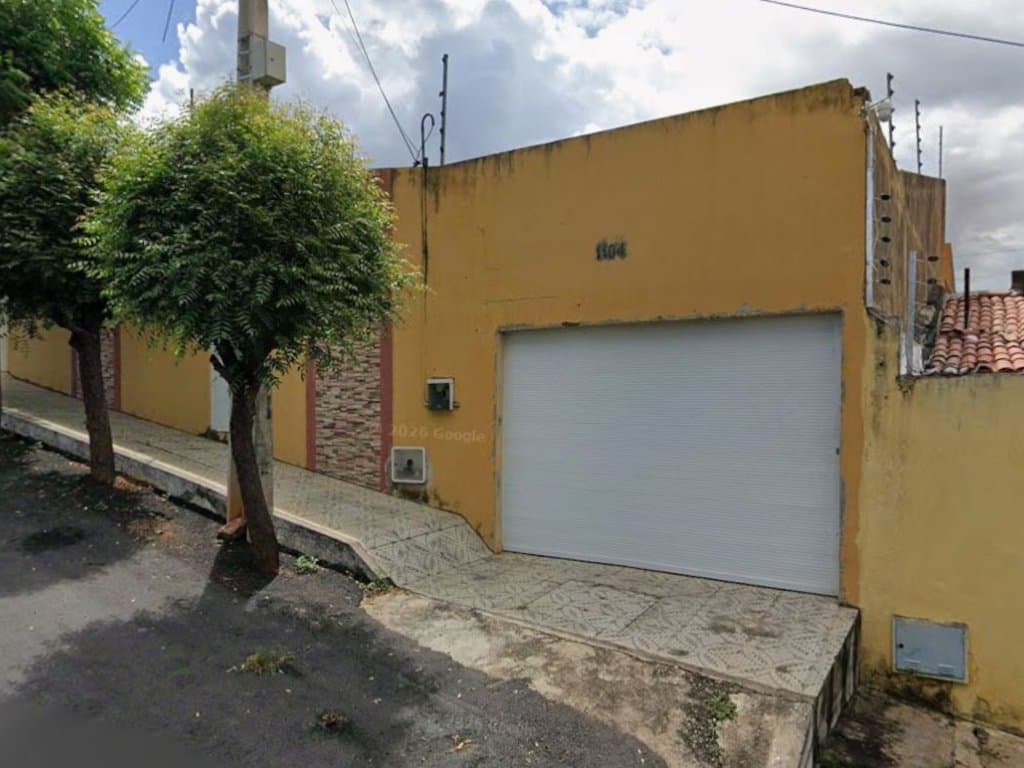 Casa em leilão em Sobral - CE, bairro Padre Ibiapina — Casa 168 m² - Sobral-CE - Rua João XXIII, 1104 - Padre Ibiapina