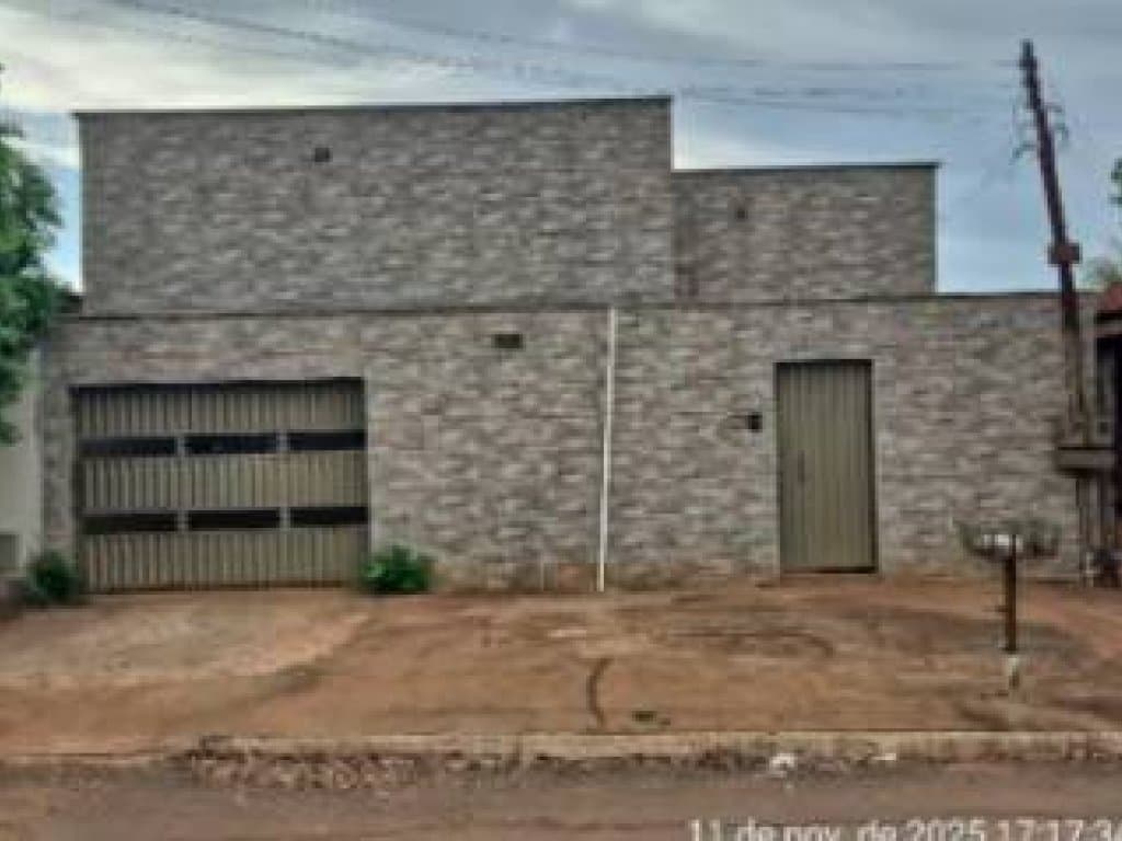 Foto 3 de 3: Casa em leilão em Iporá - GO, bairro Vila Brasilia — Casa, Padrão, 2 Vaga(S) de Garagem