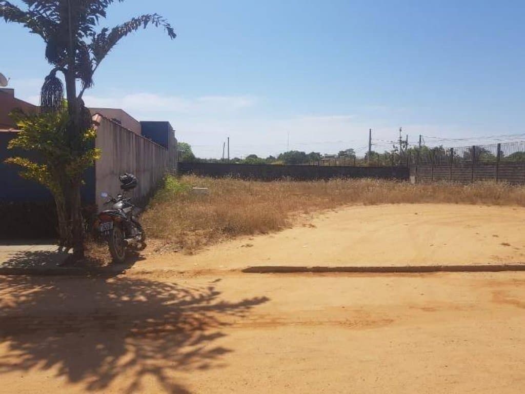 Foto 10 de 30: Casa em leilão em Colniza - MT, bairro Garça Ii — Casa, em Condomínio, 0 Vaga(S) de Garagem