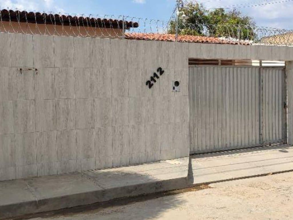 Foto 3 de 19: Casa em leilão em Floriano - PI, bairro Irapuá Ii — Casa 181 m² - Irapuá II - Floriano - PI
