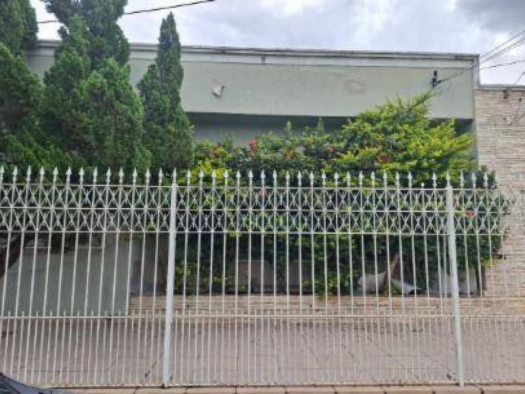 Foto 3 de 7: Casa em leilão em Lorena - SP, bairro Centro — Casa 338 m² - Centro - Lorena - SP