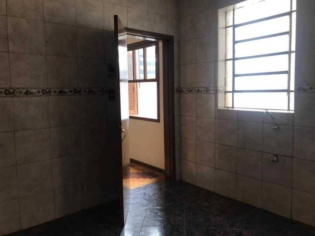 Foto 15 de 37: Apartamento em leilão em Uruguaiana - RS, bairro Centro — Apartamento 84 m² - Centro - Uruguaiana - RS