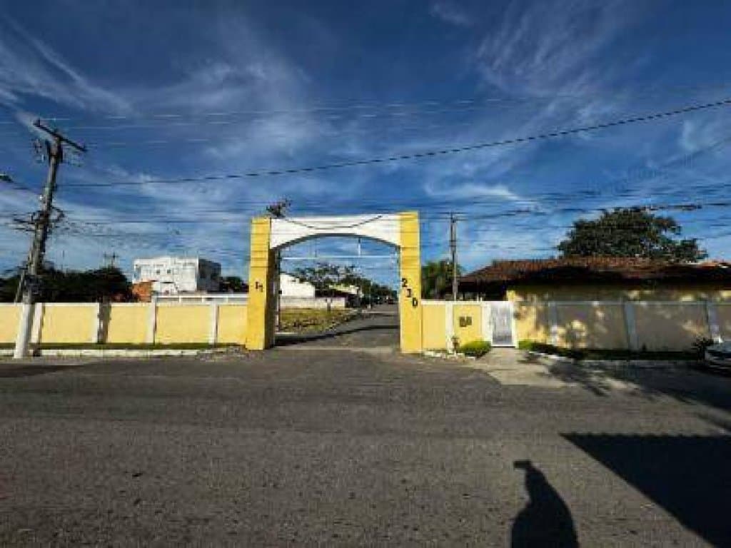 Foto 1 de 16: Casa em leilão em Itaboraí - RJ, bairro Caluge — Casa em Condomínio 73 m² - Caluge - Itaboraí - RJ