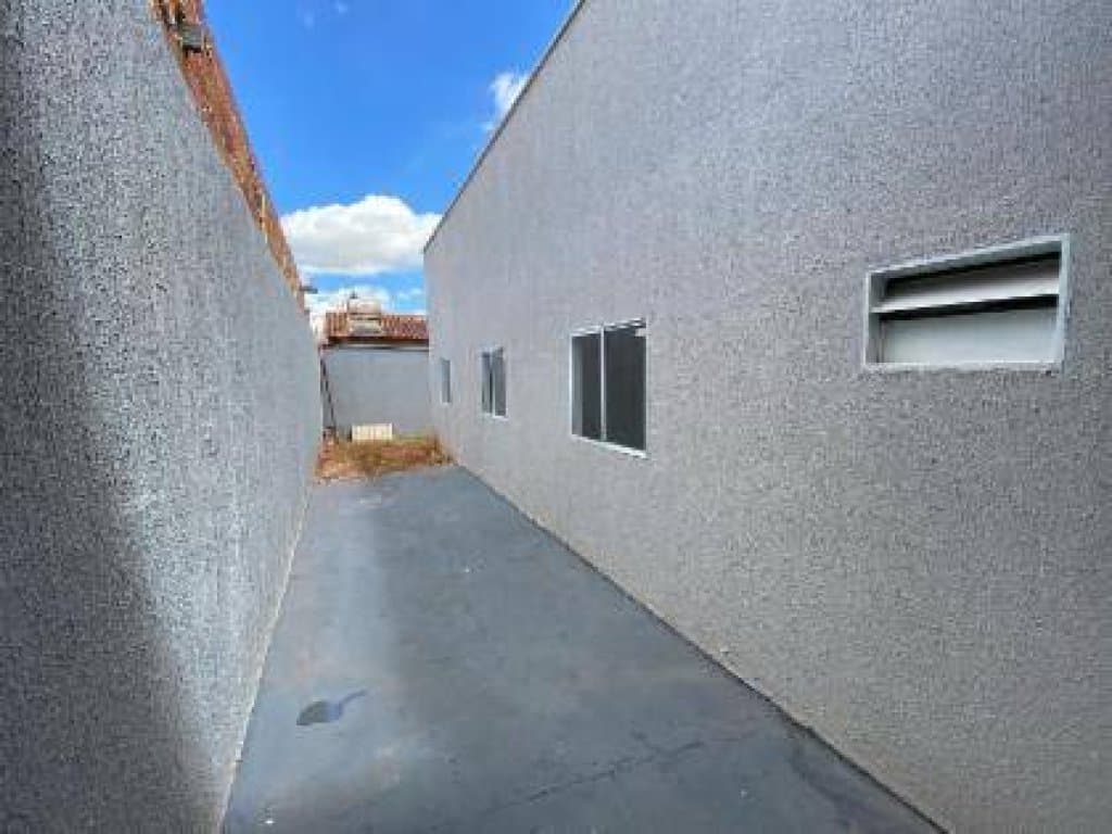 Foto 8 de 11: Casa em leilão em Trindade - GO, bairro Jardim Scala — Casa 180 m² - Jardim Scala - Trindade - GO