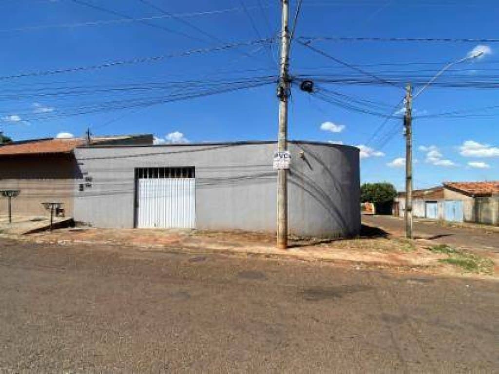 Foto 1 de 11: Casa em leilão em Trindade - GO, bairro Jardim Scala — Casa 180 m² - Jardim Scala - Trindade - GO