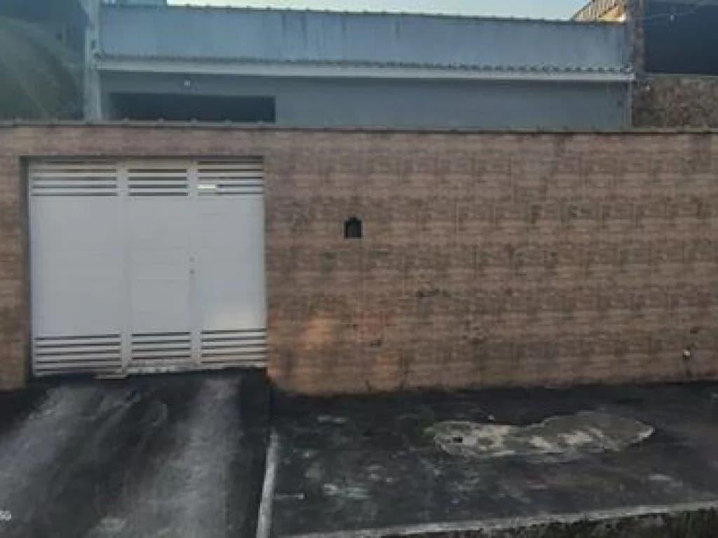 Casa em leilão em Duque De Caxias - RJ, bairro Parque Nova Esperança — Casa 103 m² - Duque de Caxias-RJ - Rua João Batista, 305 - Parque Nova Esperança