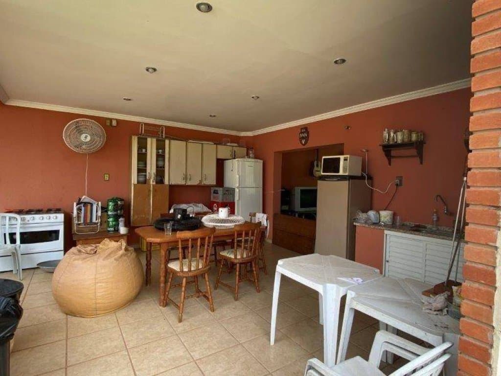 Foto 29 de 39: Casa em leilão em Araçoiaba Da Serra - SP, bairro Saint Charbel — Casa em Condomínio 375 m² (01 vaga) - Saint Charbel - Araçoiaba da Serra - SP