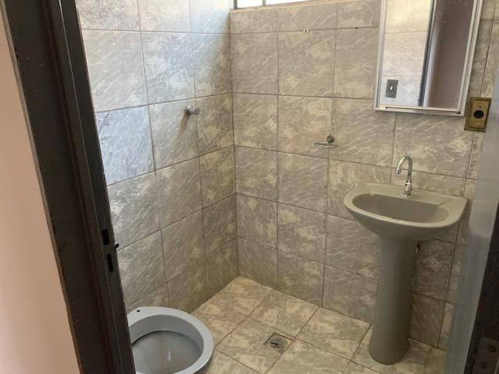 Foto 10 de 25: Casa em leilão em Birigui - SP — Casa 120 m² - Núcleo Habitacional Thereza Maria Barbieri - Birigui - SP