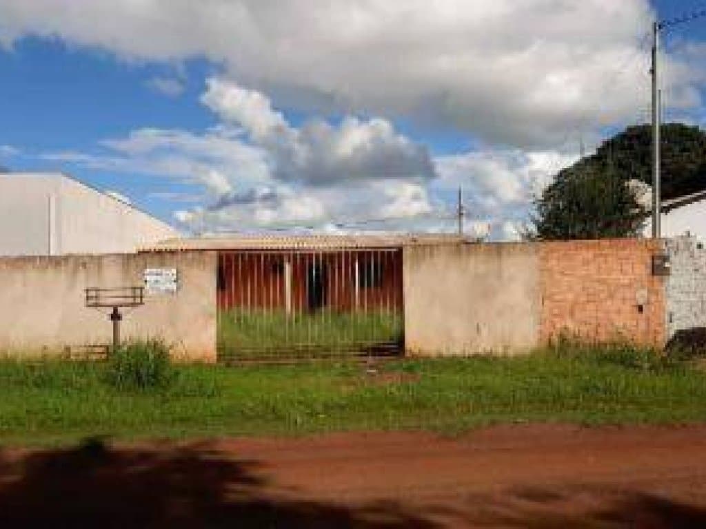 Foto 2 de 20: Casa em leilão em São Gabriel Do Oeste - MS, bairro São Cristóvão — Casa 75 m² - São Cristóvão - São Gabriel do Oeste - MS