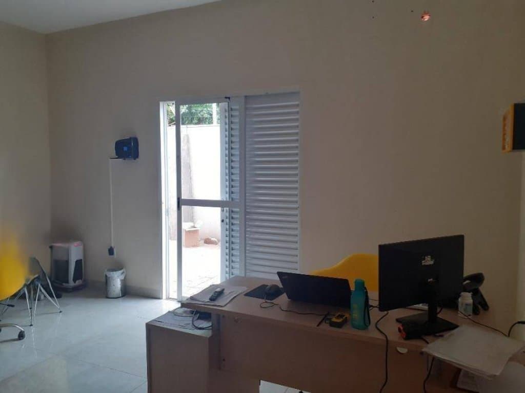 Foto 3 de 13: Casa em leilão em Aquidauana - MS, bairro Vila Cidade Nova — Casa 339 m² - Vila Cidade Nova - Aquidauana - MS