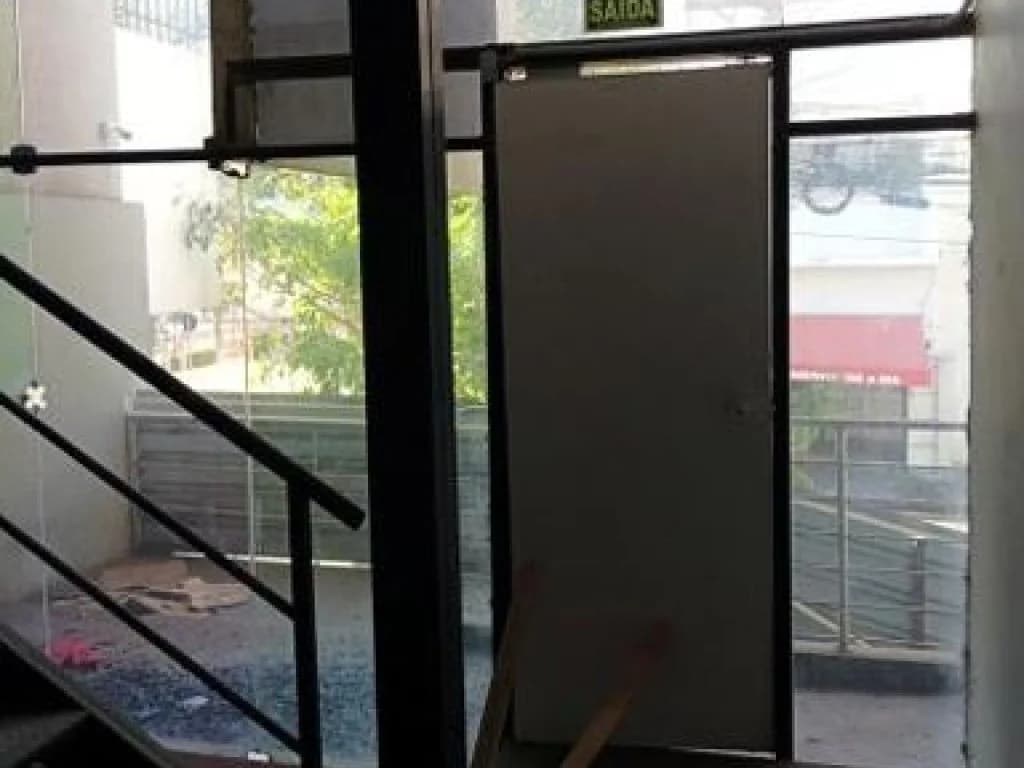 Foto 19 de 21: Comercial em leilão em Cuiabá - MT, bairro Centro Norte — Prédio Comercial 1.819 m² - Cuiabá-MT - Av. Getúlio Vargas, 346 - esq. com Rua Barão de Melgaço - Centro Norte
