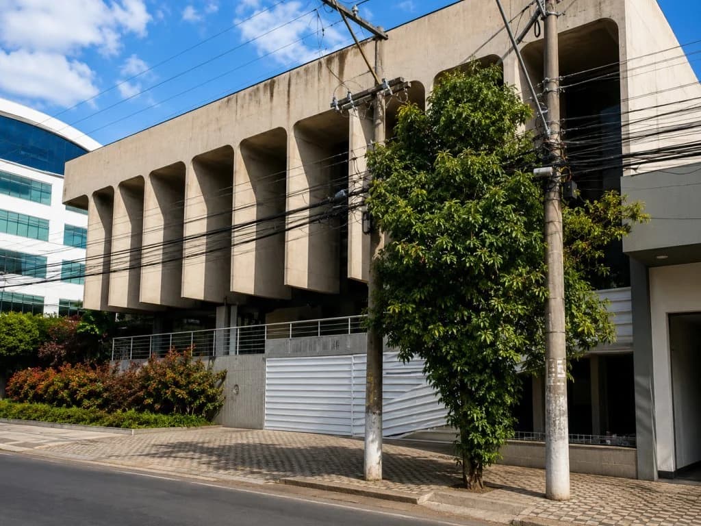 Foto 3 de 21: Comercial em leilão em Cuiabá - MT, bairro Centro Norte — Prédio Comercial 1.819 m² - Cuiabá-MT - Av. Getúlio Vargas, 346 - esq. com Rua Barão de Melgaço - Centro Norte