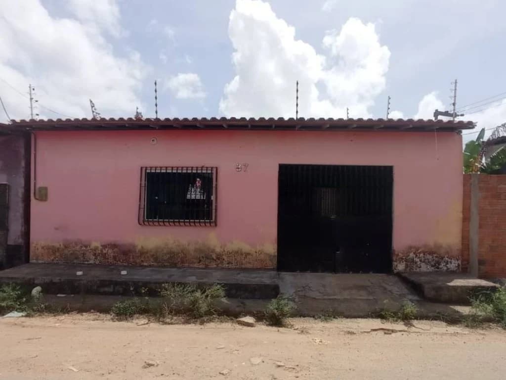 Foto 1 de 25: Casa em leilão em São Luís - MA, bairro Pontal da Ilha — Casa, Padrão, 1 Vaga(S) de Garagem
