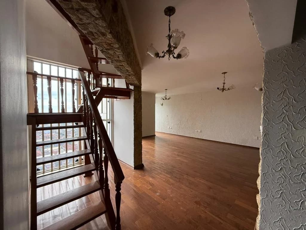 Foto 7 de 48: Apartamento em leilão em Fernandópolis - SP, bairro Centro — Apartamento com Cobertura  264 m² (02 vagas) - Centro - Fernandópolis - SP